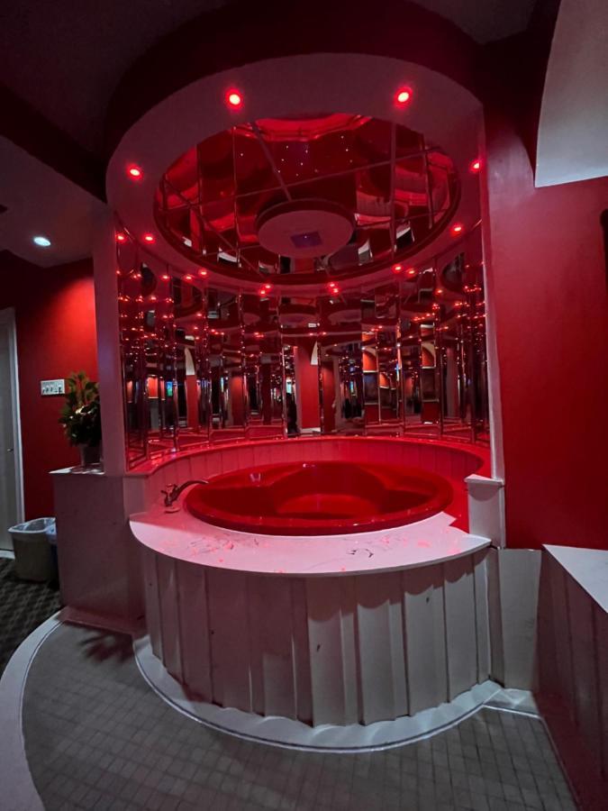 Motel Gallery